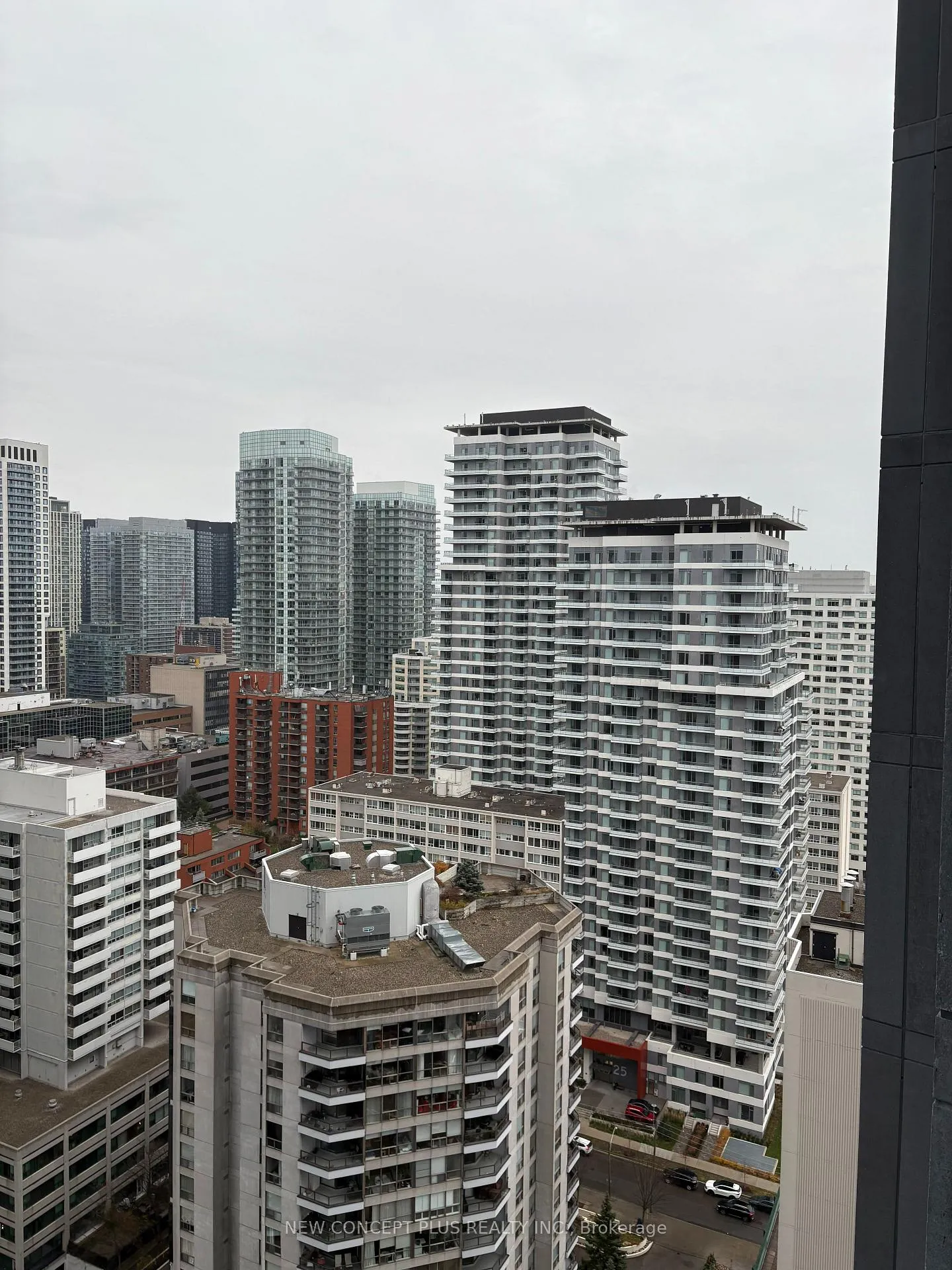Photo 12 of Unit 2510, 20 Soudan Avenue, Toronto, Mount Pleasant West — HOMEH