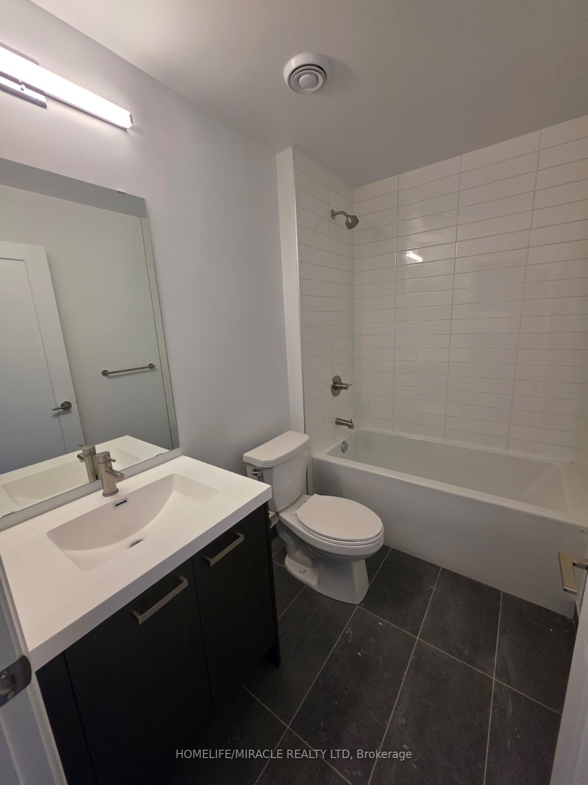 Photo 5 of Unit 2606, 20 Soudan Avenue, Toronto, Mount Pleasant West — HOMEH