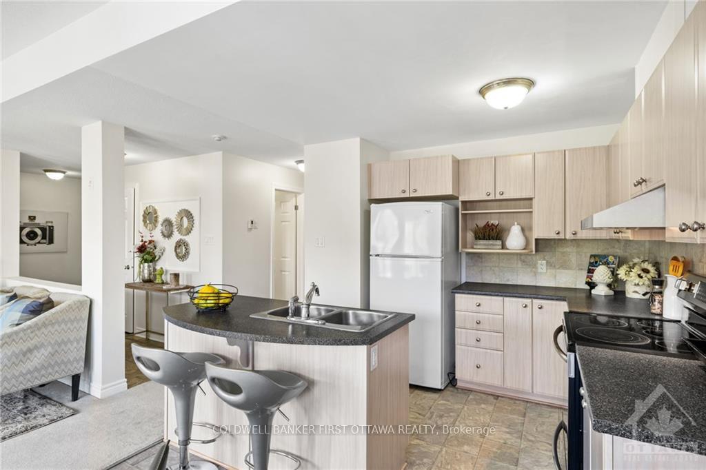 Photo 11 of Unit 5, 304 Paseo Private, Ottawa, Centrepointe — HOMEH