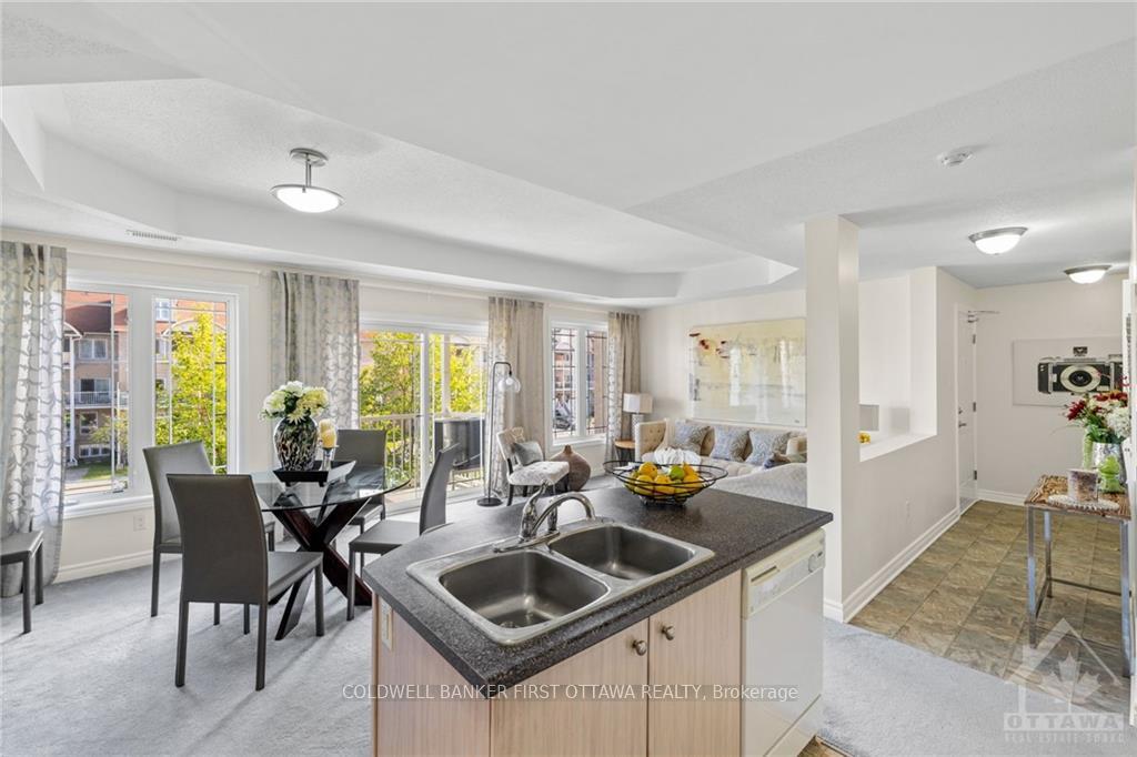 Photo 12 of Unit 5, 304 Paseo Private, Ottawa, Centrepointe — HOMEH