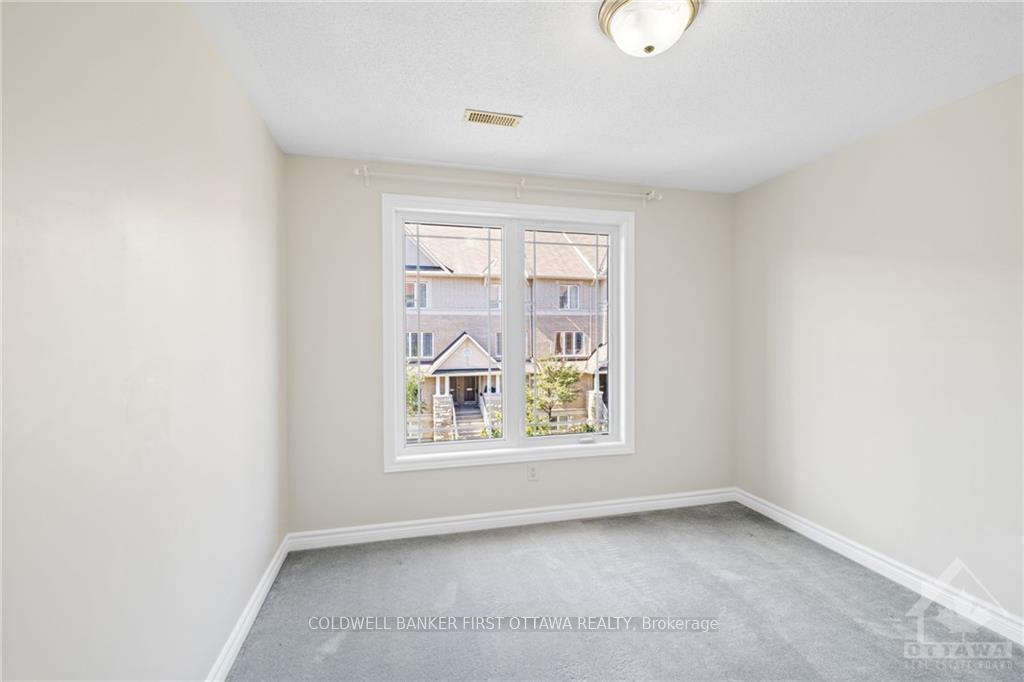 Photo 22 of Unit 5, 304 Paseo Private, Ottawa, Centrepointe — HOMEH