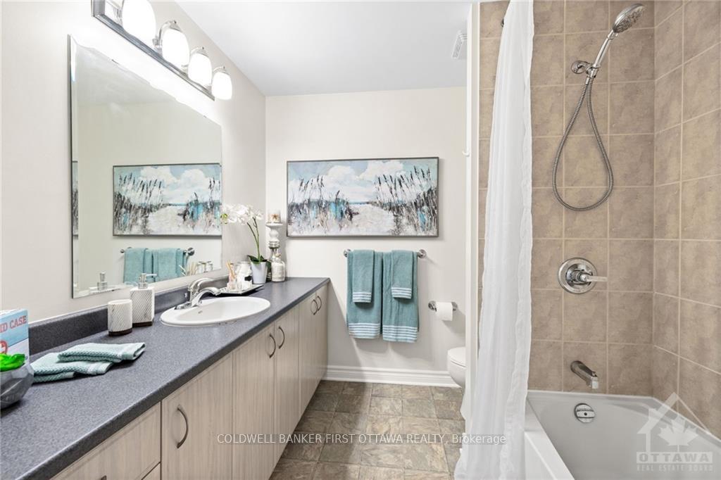 Photo 24 of Unit 5, 304 Paseo Private, Ottawa, Centrepointe — HOMEH