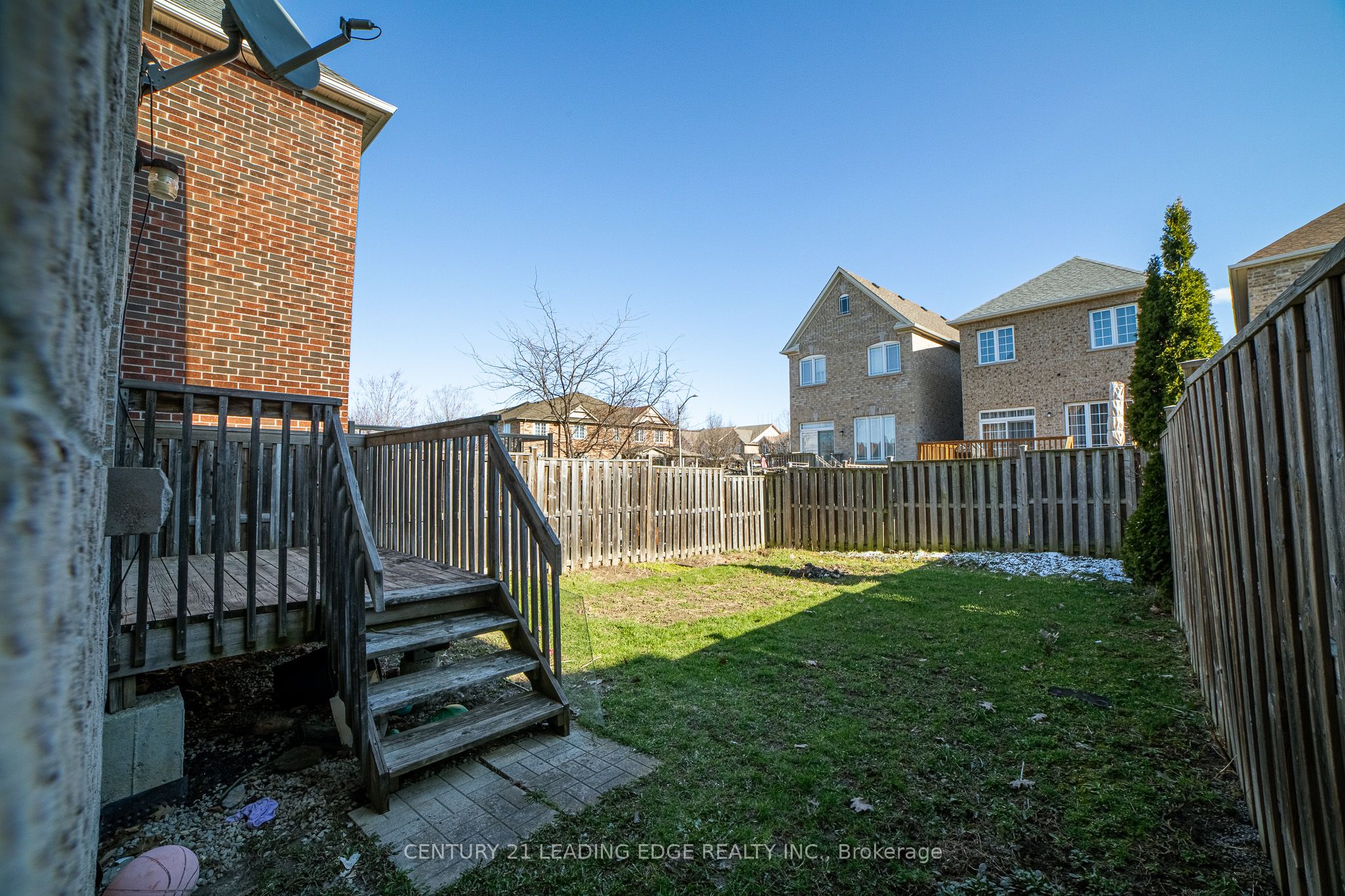 Photo 7 of 67 Sir Sanford Fleming Way, Vaughan, Patterson — HOMEH