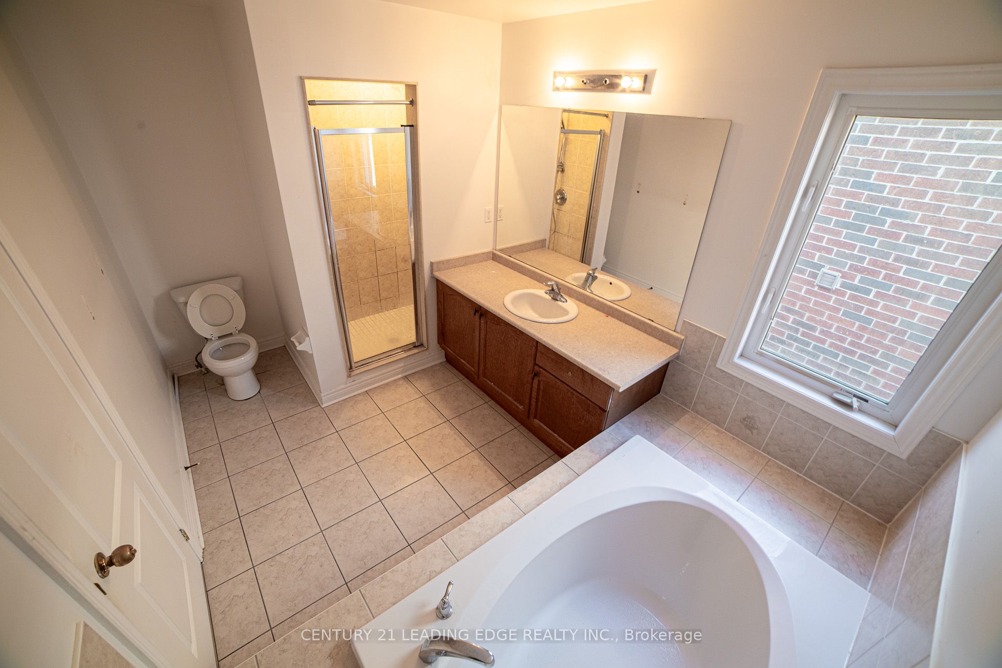 Photo 49 of 67 Sir Sanford Fleming Way, Vaughan, Patterson — HOMEH