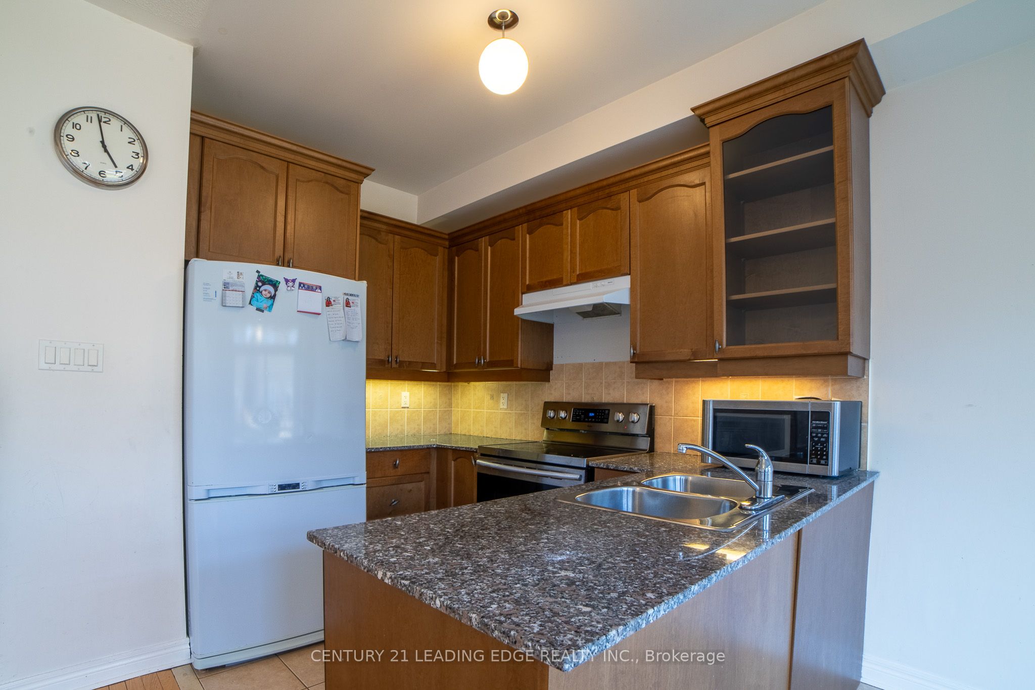 Photo 39 of 67 Sir Sanford Fleming Way, Vaughan, Patterson — HOMEH