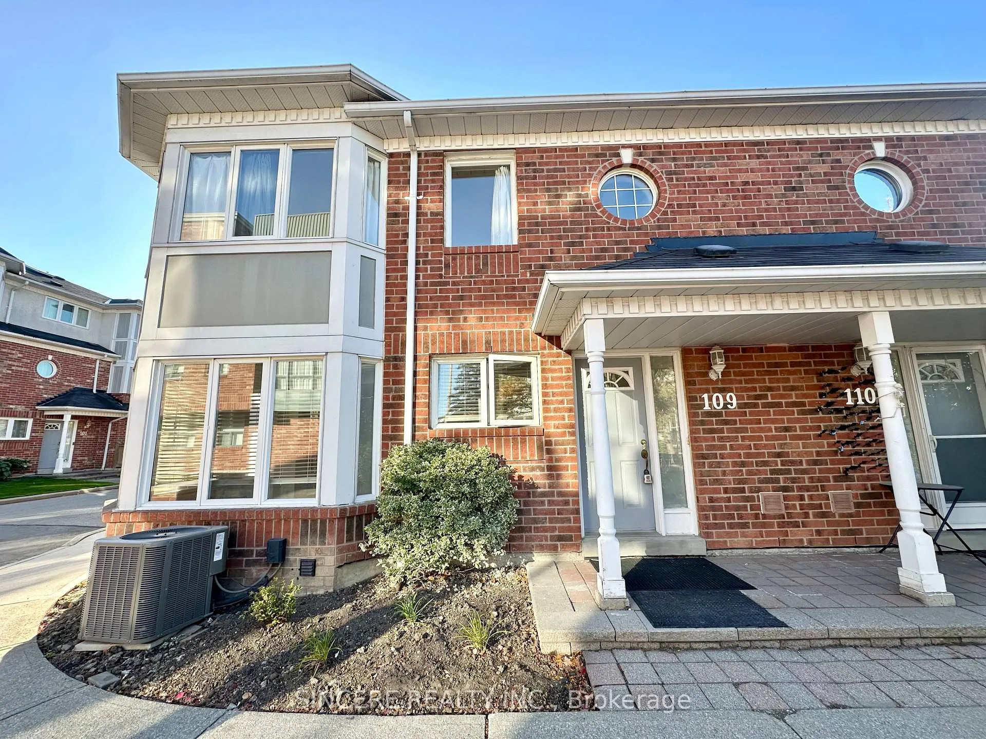 Front of Unit 109, 18 Clark Avenue W