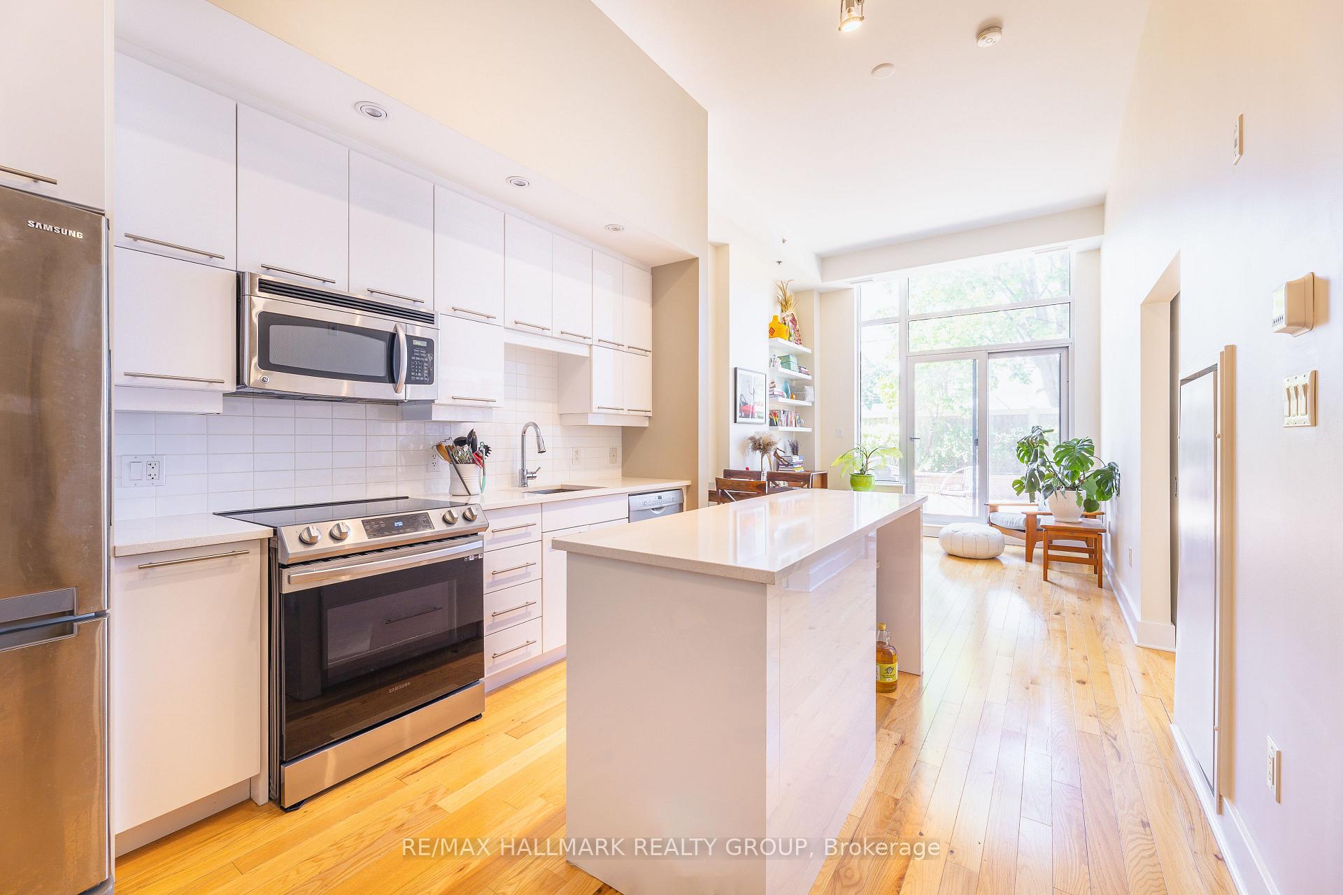 Photo 10 of Unit 113, 101 Richmond Road, Ottawa, Westboro South — HOMEH