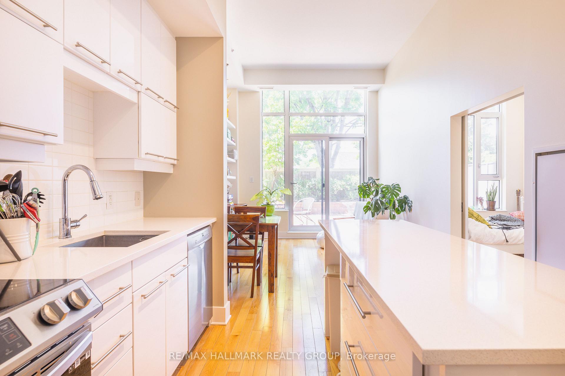 Photo 11 of Unit 113, 101 Richmond Road, Ottawa, Westboro South — HOMEH