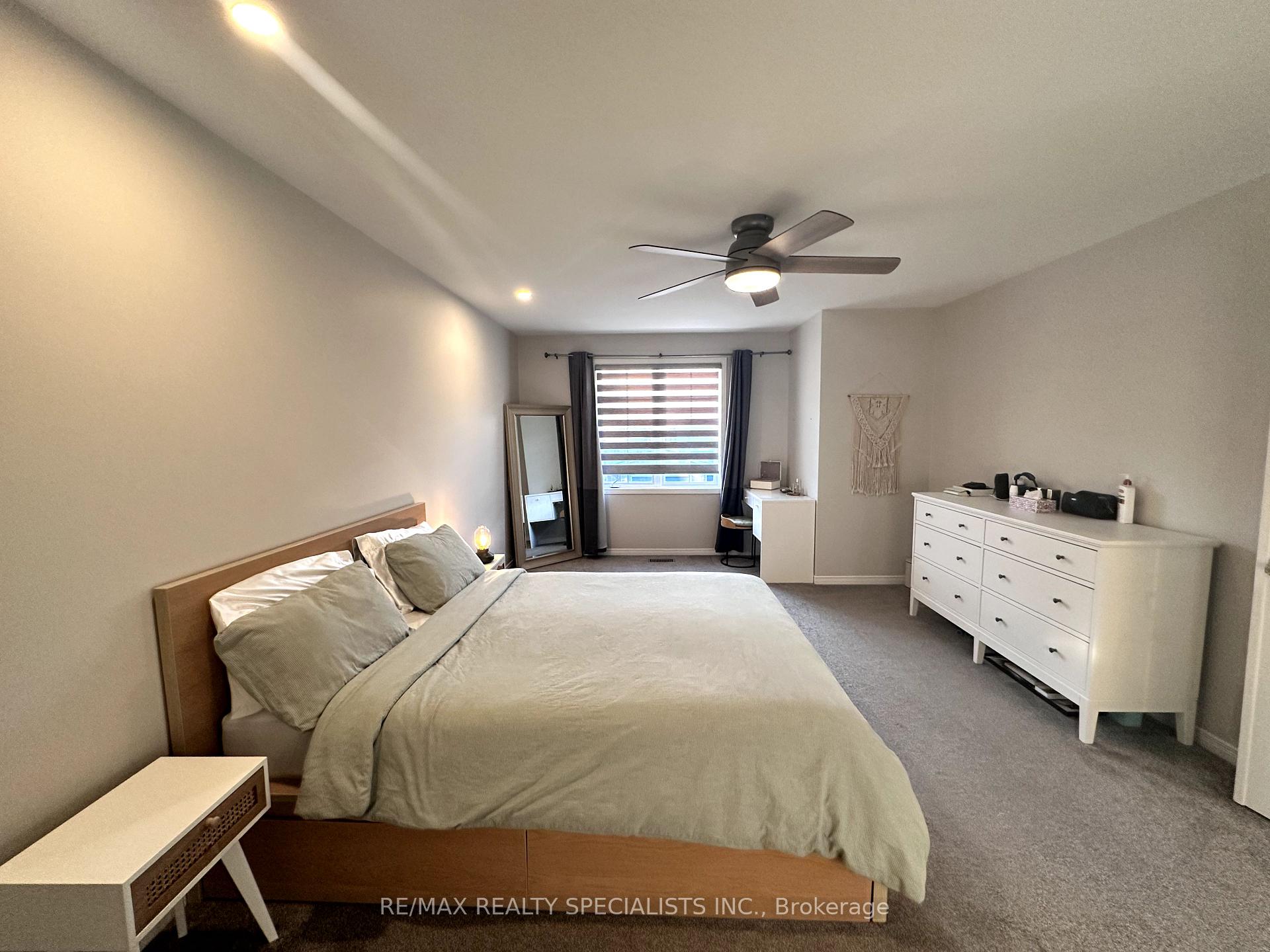Photo 18 of Unit 21, 76 Frances Avenue, Hamilton, Lakeshore — HOMEH