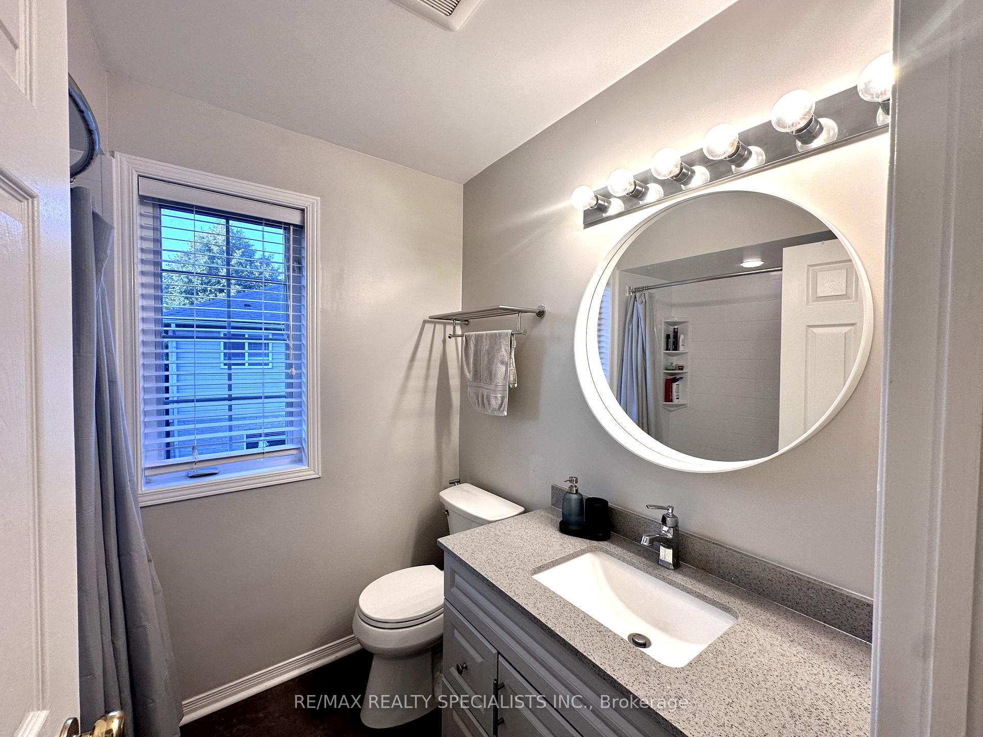 Photo 23 of Unit 21, 76 Frances Avenue, Hamilton, Lakeshore — HOMEH