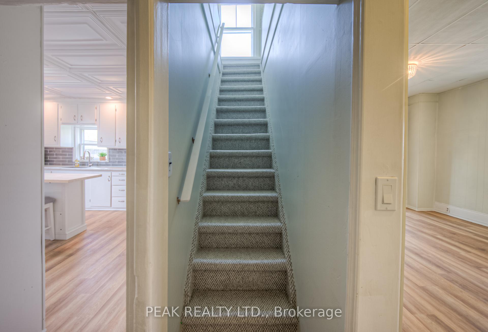 Photo 28 of 30 Main Street, Brant, Paris — HOMEH
