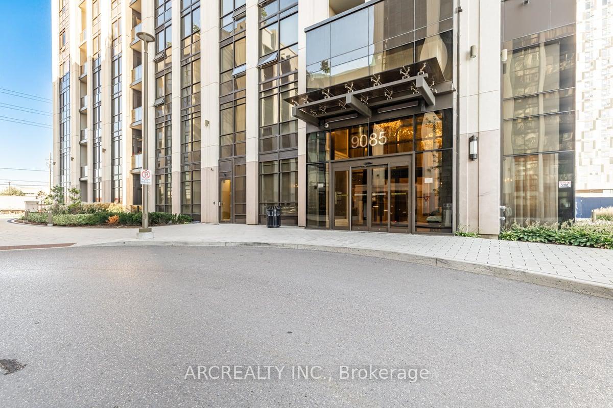 Photo 2 of Unit 322, 9085 Jane Street, Vaughan, Concord — HOMEH