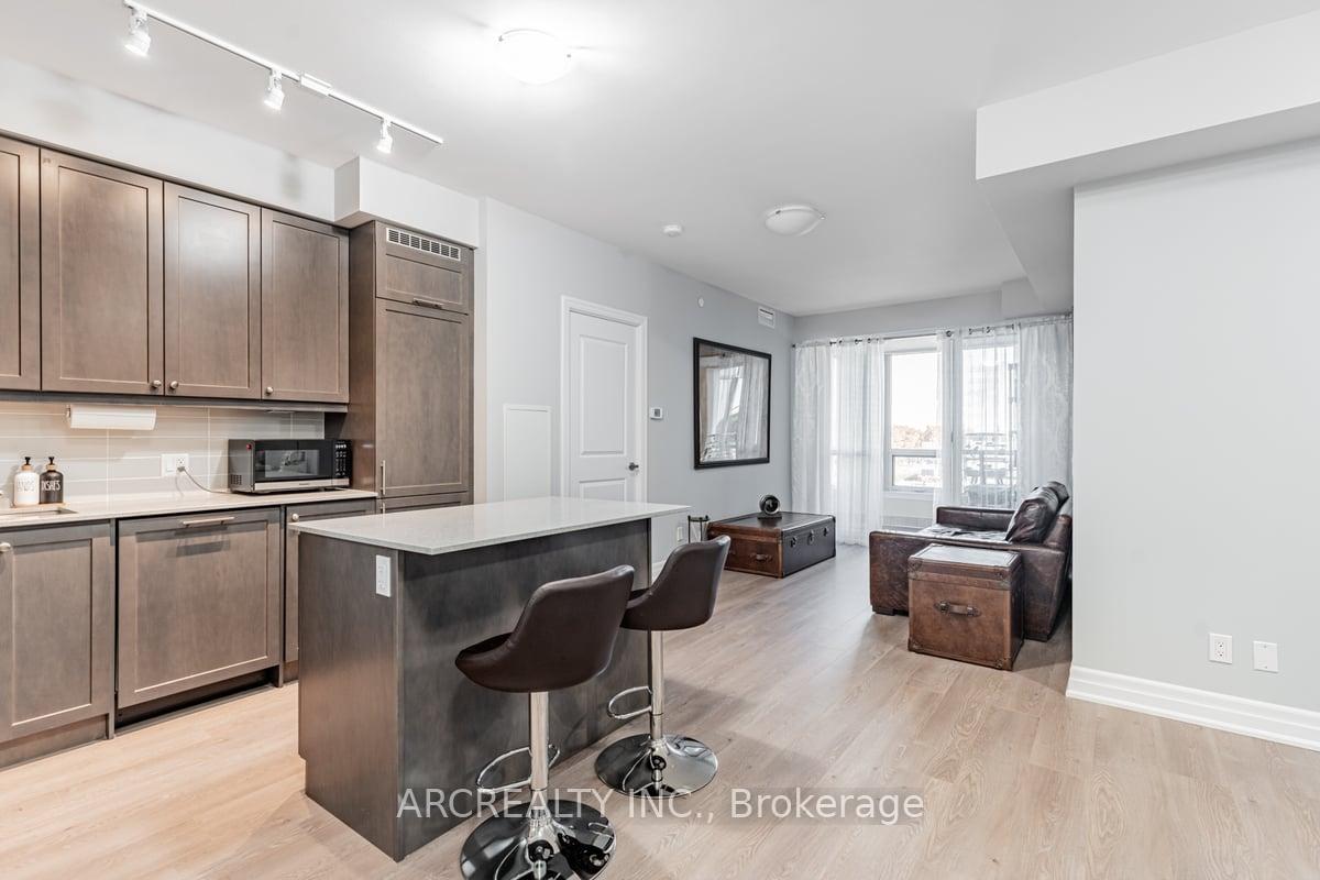 Photo 4 of Unit 322, 9085 Jane Street, Vaughan, Concord — HOMEH