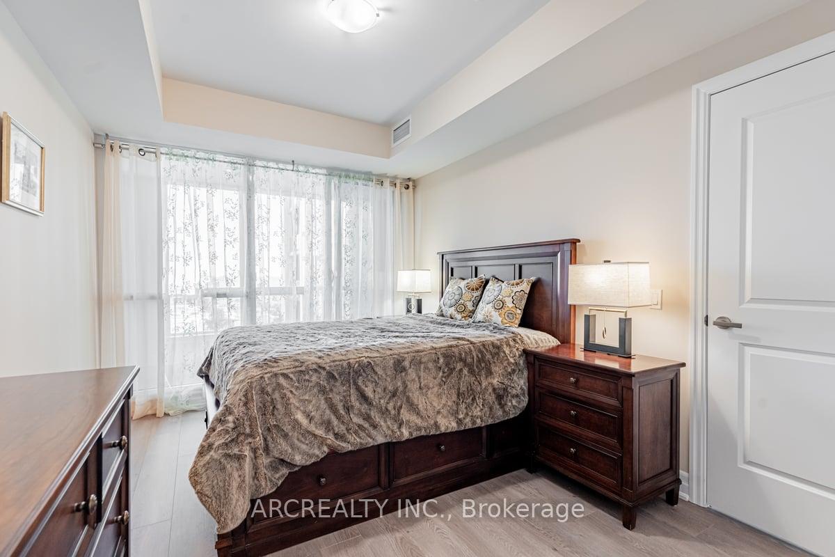 Photo 16 of Unit 322, 9085 Jane Street, Vaughan, Concord — HOMEH