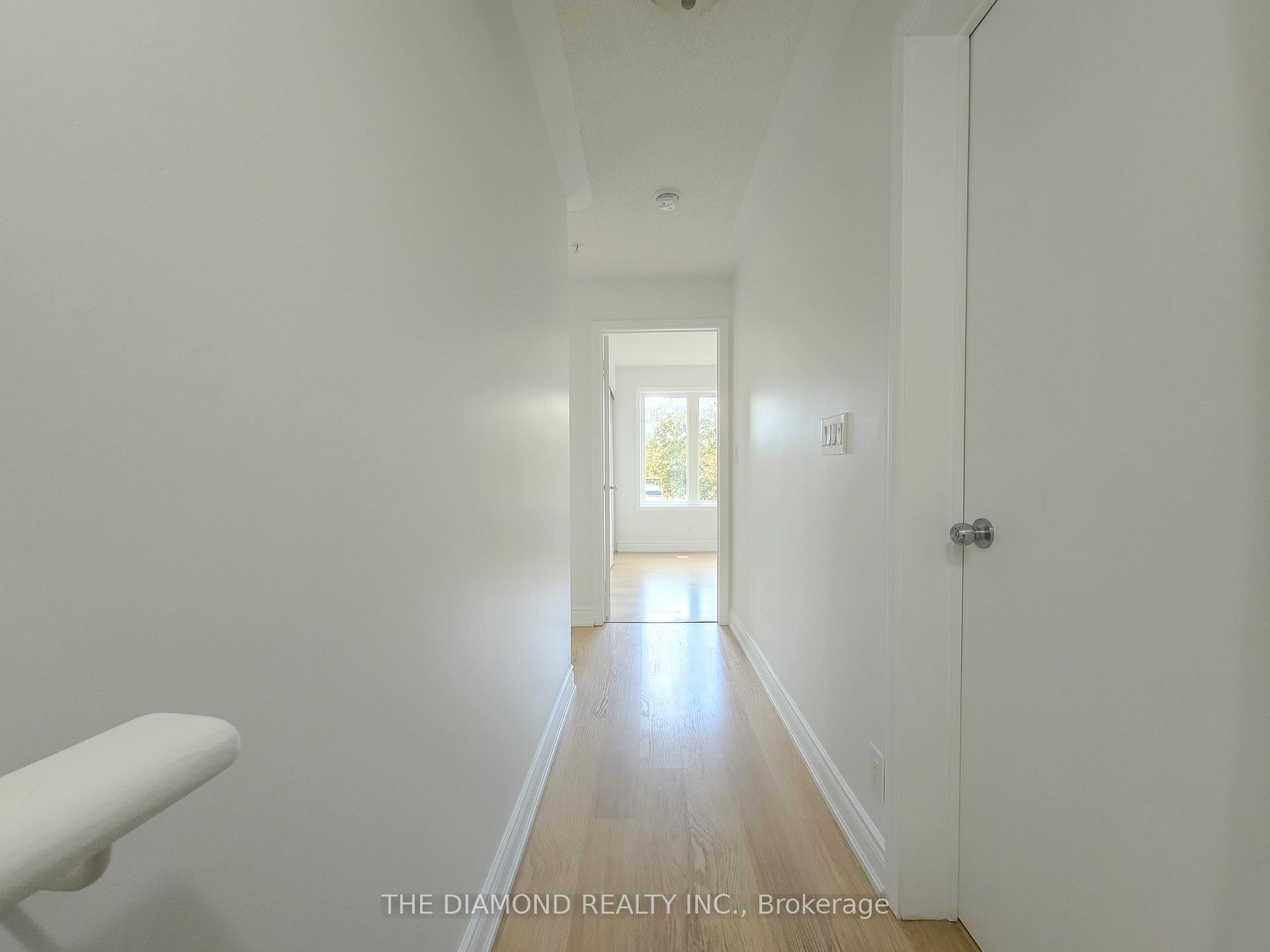 Photo 8 of Unit 102, 35 Richgrove Drive, Etobicoke, Willowridge-Martingrove-Richview — HOMEH