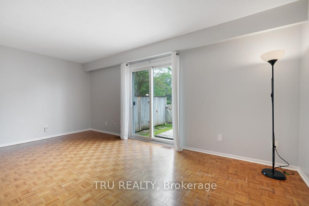 Photo 12 of 227 Pickford Drive, Ottawa, Kanata - Katimavik — HOMEH