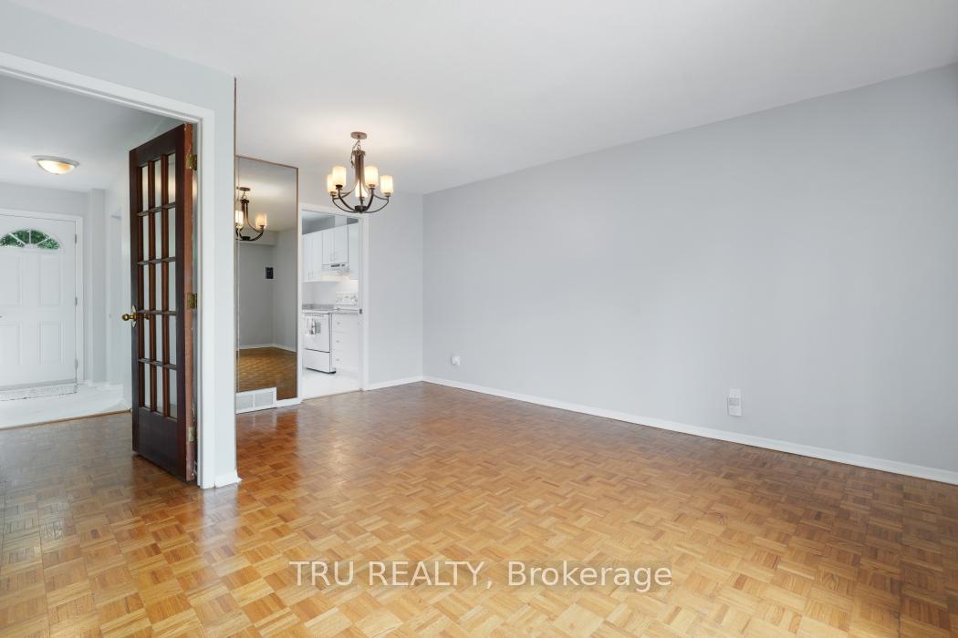 Photo 18 of 227 Pickford Drive, Ottawa, Kanata - Katimavik — HOMEH