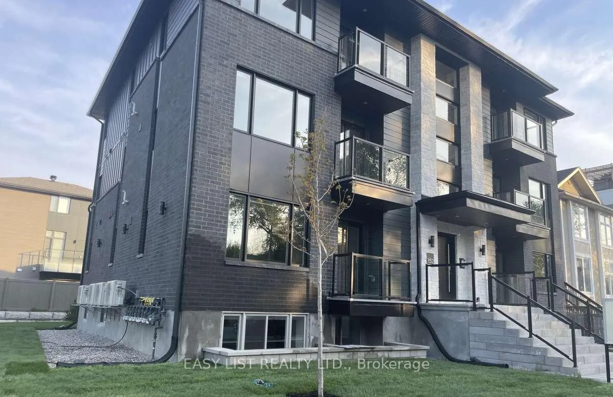 Photo 2 of Unit 3, 152 Springhurst Avenue, Ottawa, Ottawa East — HOMEH