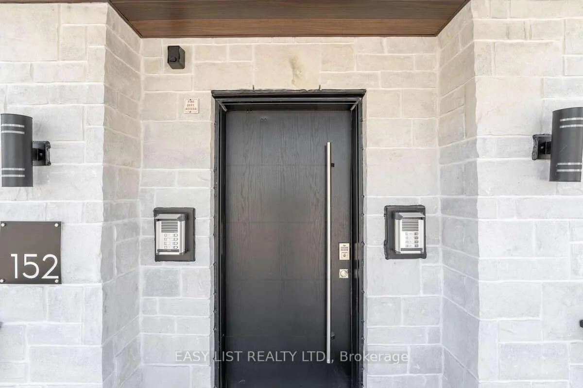 Photo 3 of Unit 3, 152 Springhurst Avenue, Ottawa, Ottawa East — HOMEH