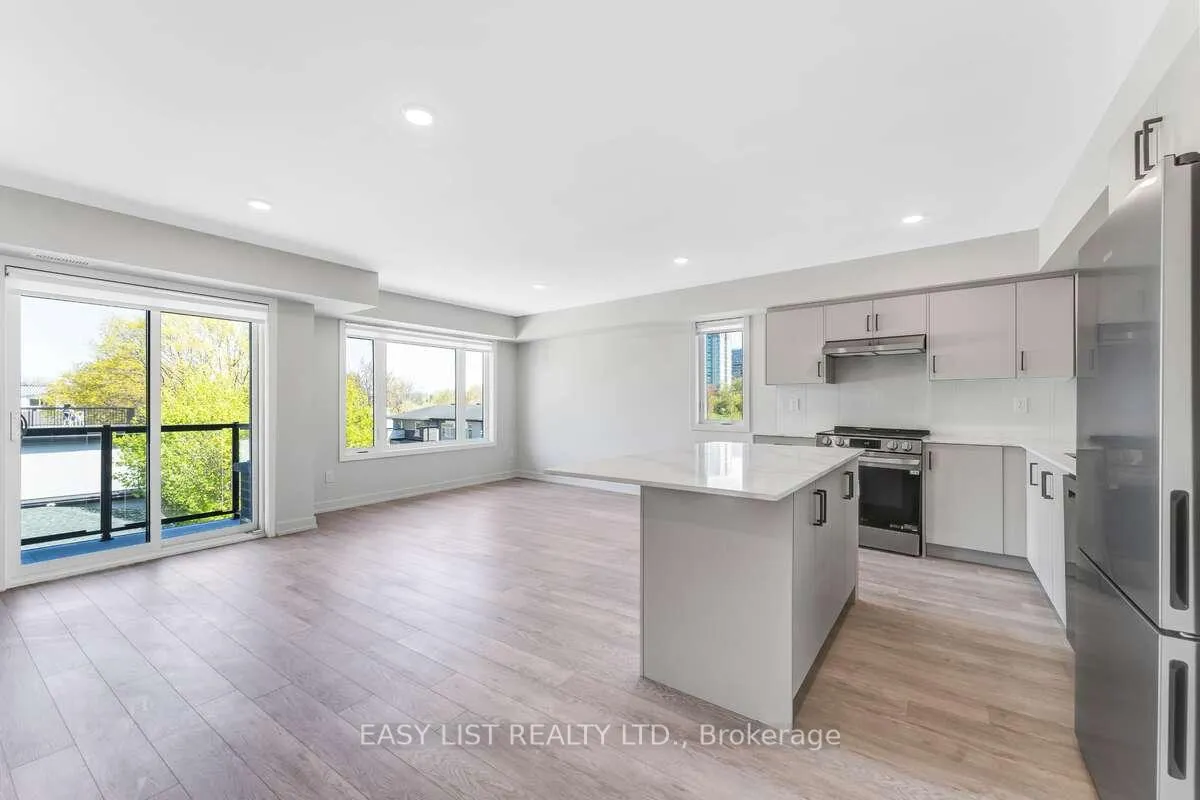 Photo 8 of Unit 3, 152 Springhurst Avenue, Ottawa, Ottawa East — HOMEH