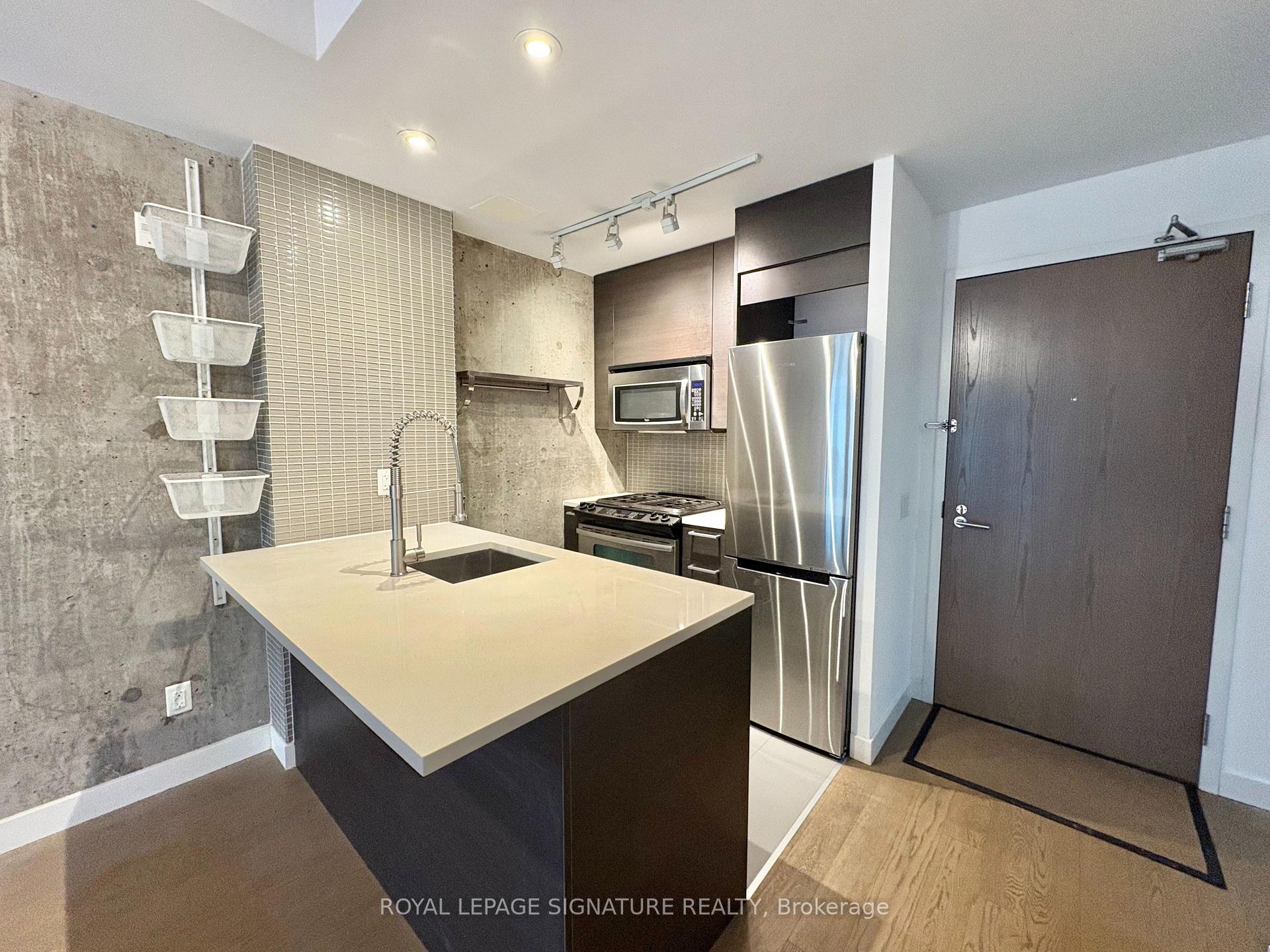 Photo 3 of Unit 614, 90 Broadview Avenue, Toronto, South Riverdale — HOMEH