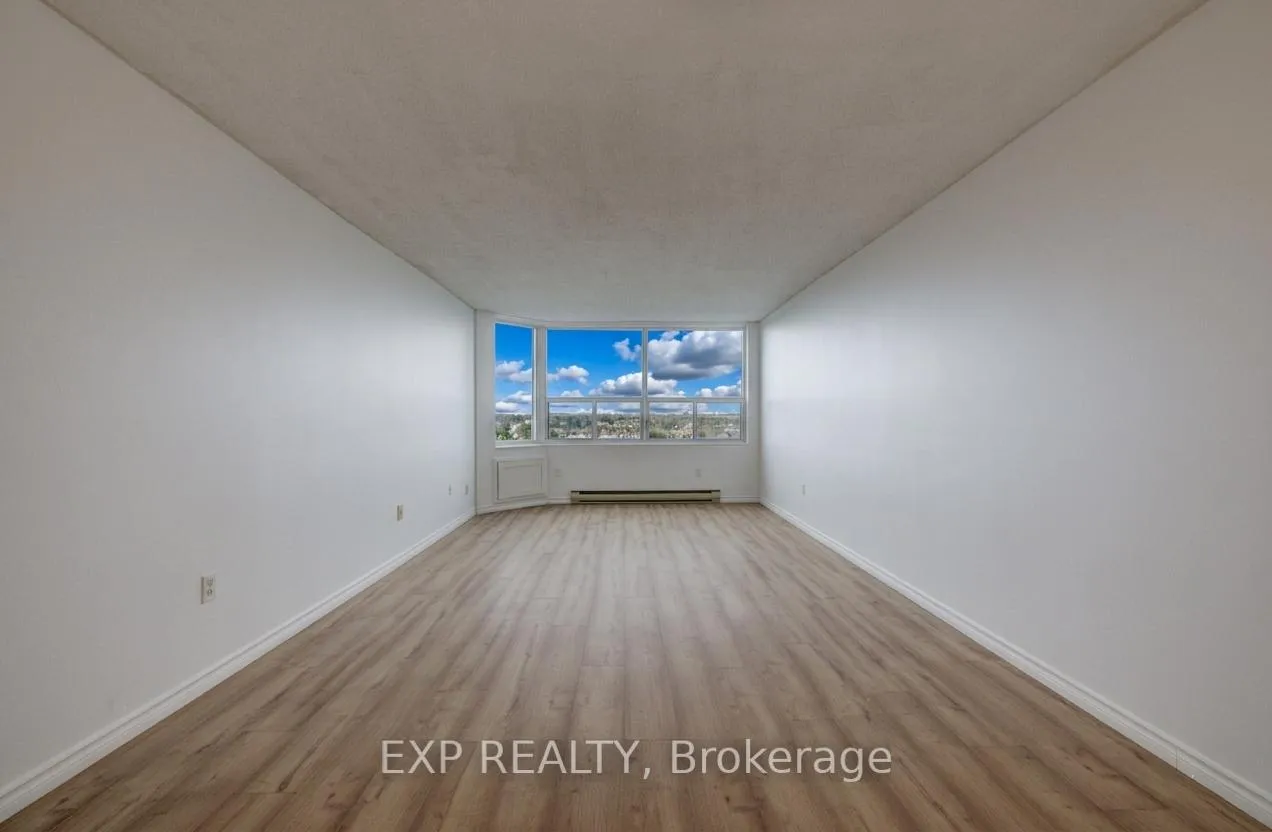 Photo 3 of Unit 1107, 55 Green Valley Drive, Kitchener — HOMEH