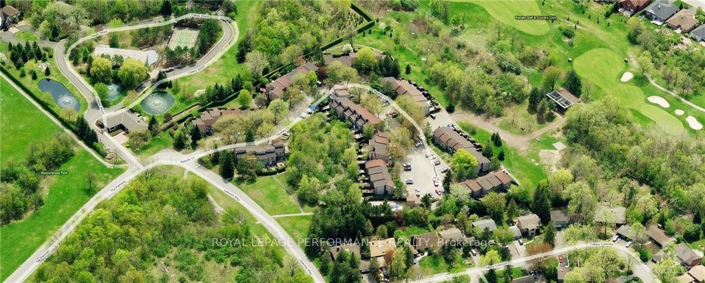 Photo 3 of 52 Reaney Court, Ottawa, Kanata - Beaverbrook — HOMEH