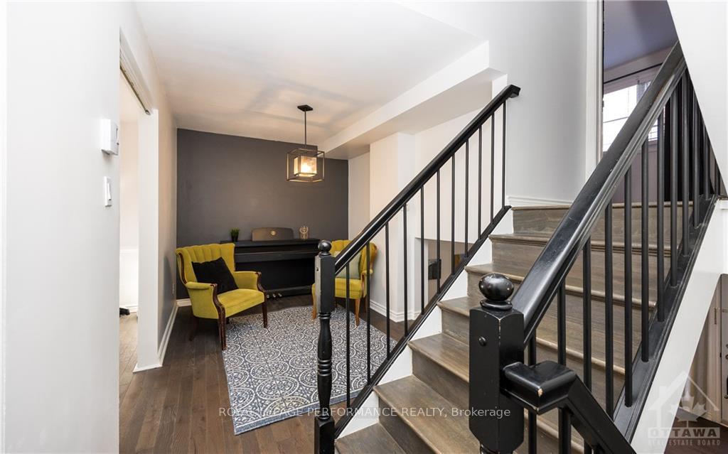 Photo 13 of 52 Reaney Court, Ottawa, Kanata - Beaverbrook — HOMEH