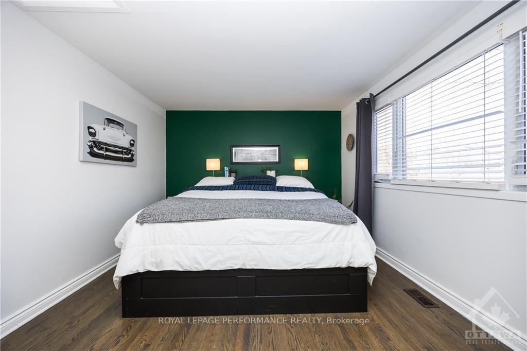 Photo 23 of 52 Reaney Court, Ottawa, Kanata - Beaverbrook — HOMEH
