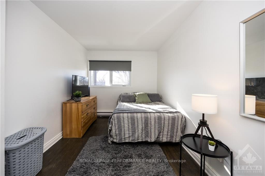 Photo 24 of 52 Reaney Court, Ottawa, Kanata - Beaverbrook — HOMEH