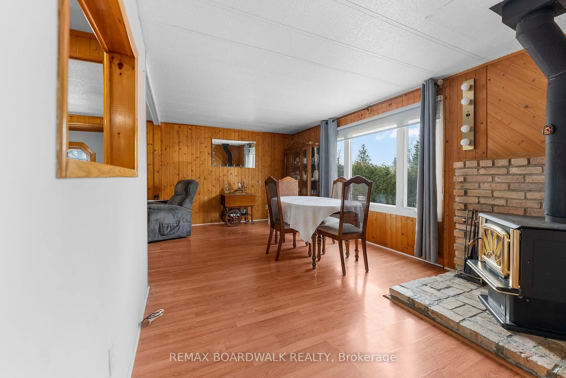 Photo 11 of 3 Otterdale Crescent, Rideau Lakes, Rideau Lakes (South Elmsley) Twp — HOMEH