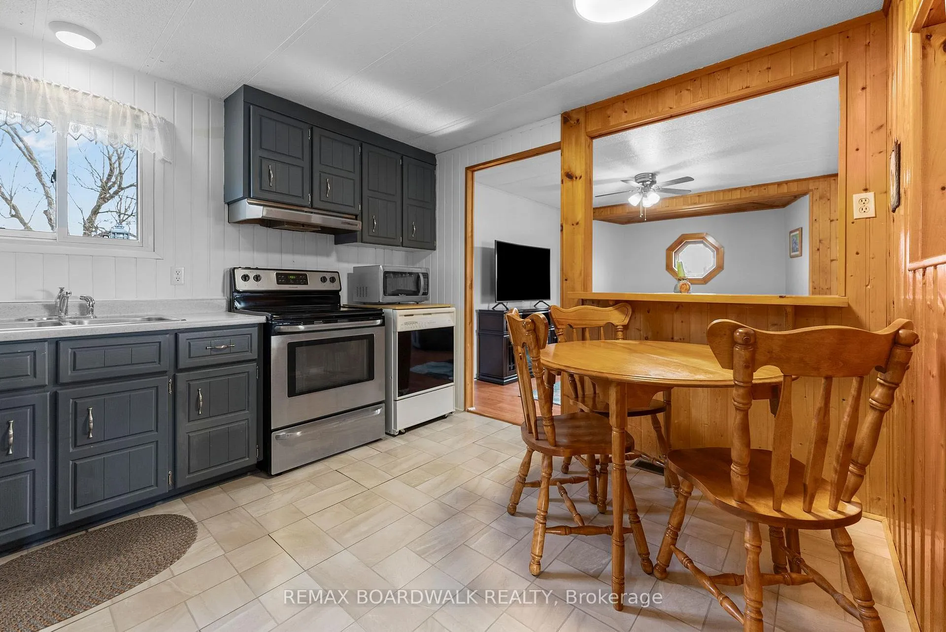 Photo 23 of 3 Otterdale Crescent, Rideau Lakes, Rideau Lakes (South Elmsley) Twp — HOMEH