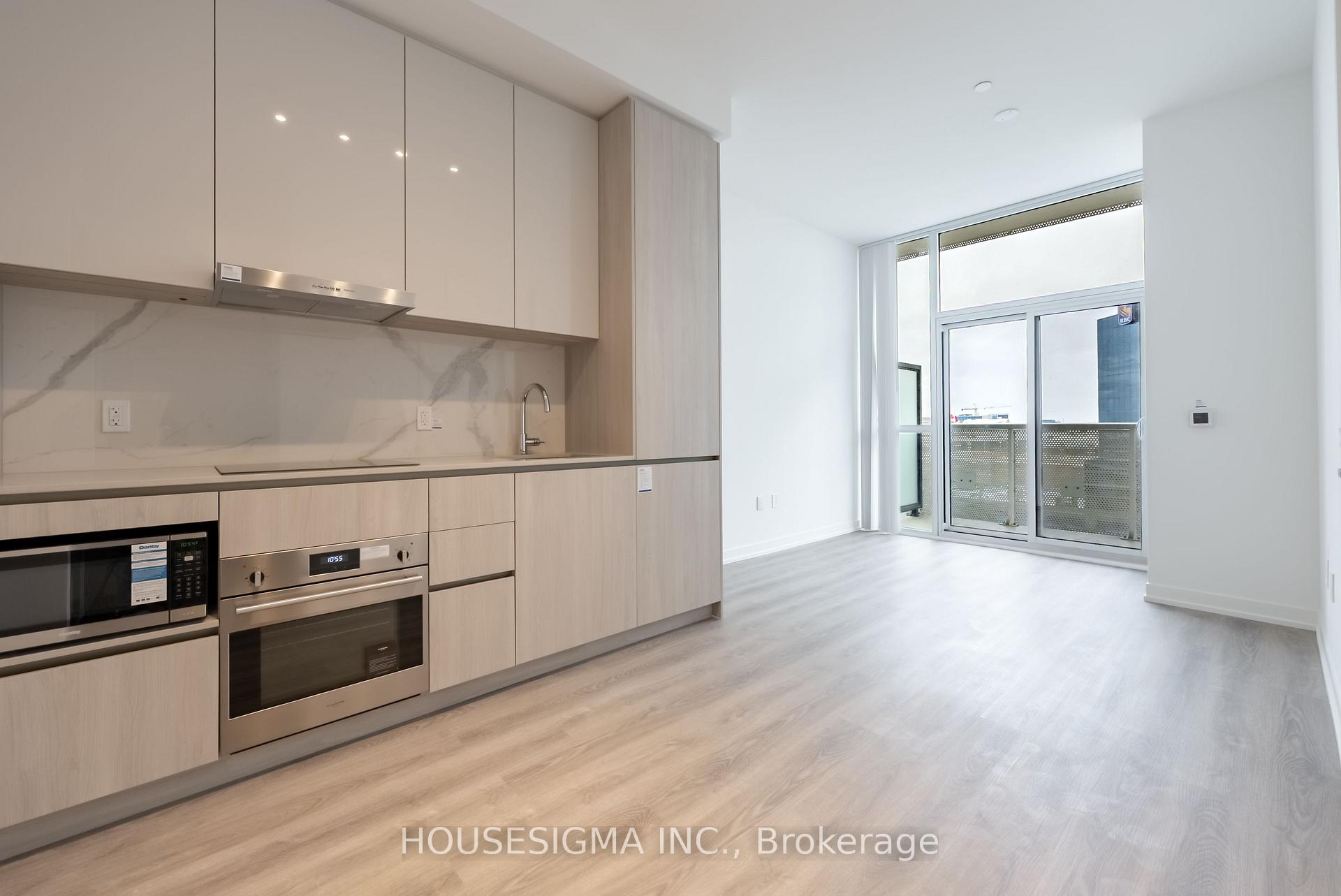 Photo 5 of Unit 605, 8 Interchange Way, Vaughan, Vaughan Corporate Centre — HOMEH