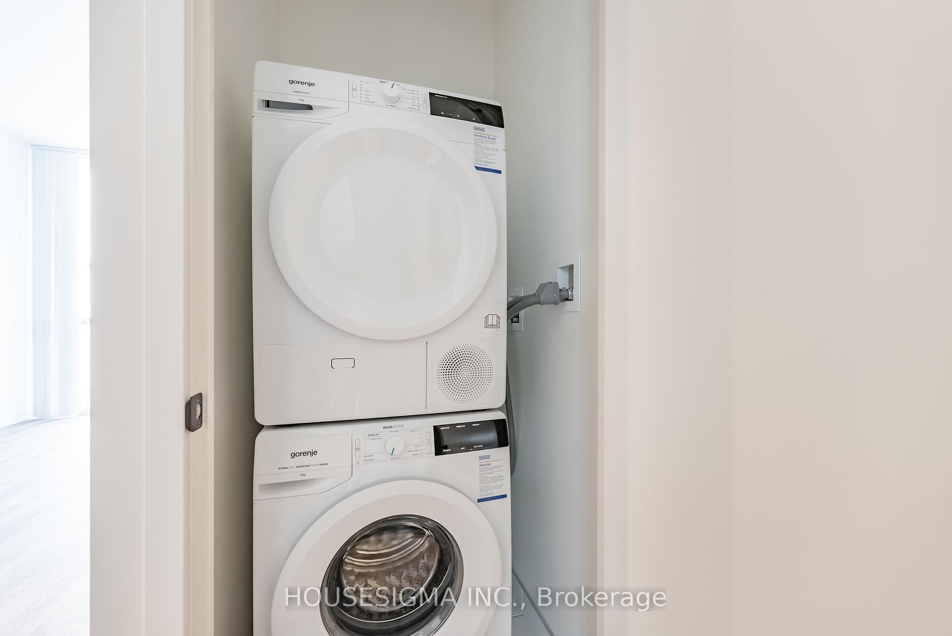 Photo 11 of Unit 605, 8 Interchange Way, Vaughan, Vaughan Corporate Centre — HOMEH