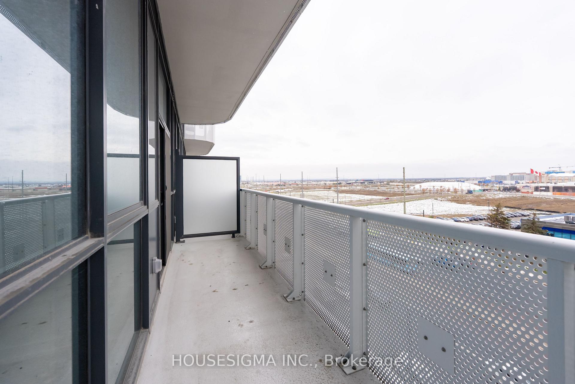 Photo 12 of Unit 605, 8 Interchange Way, Vaughan, Vaughan Corporate Centre — HOMEH