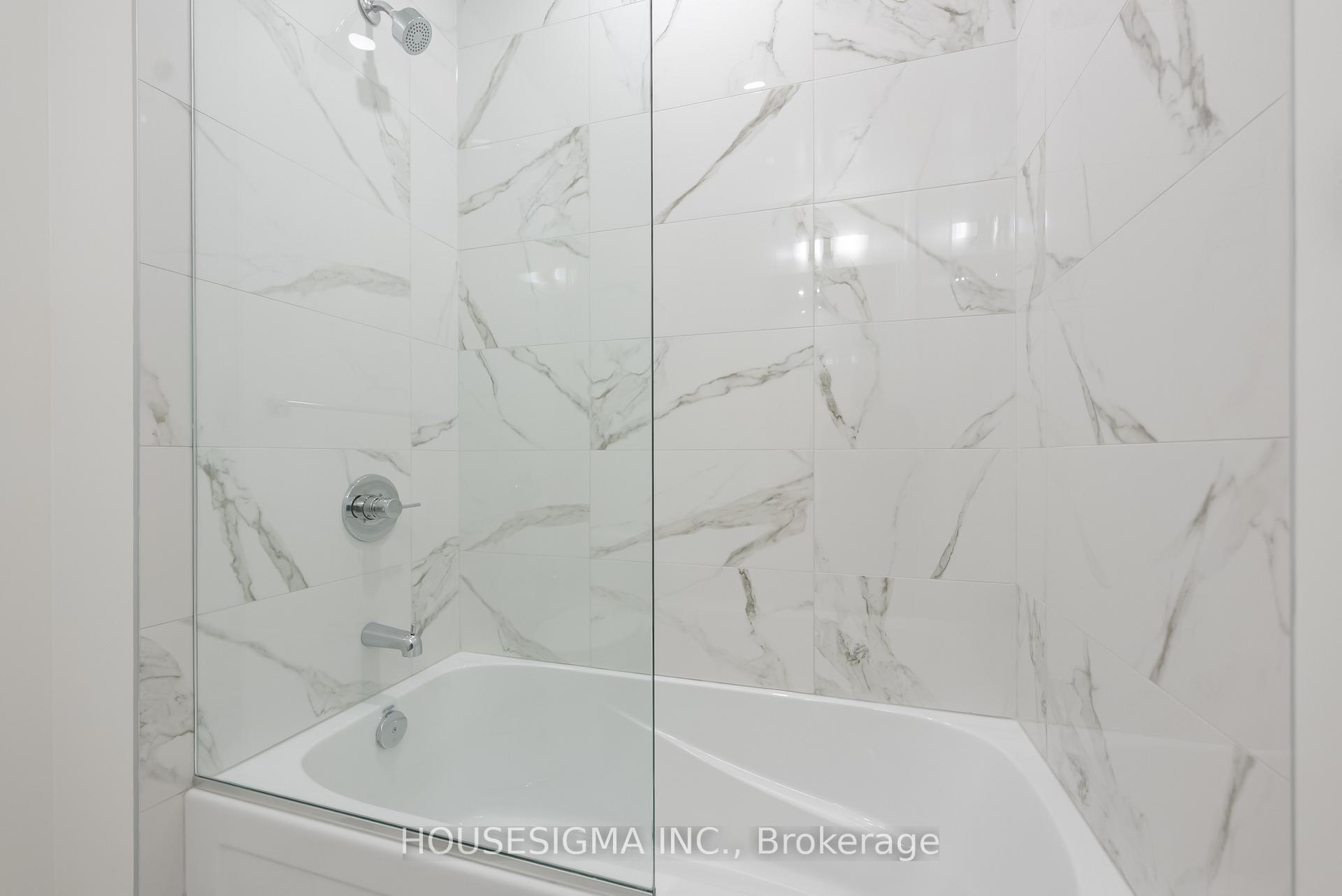 Photo 14 of Unit 605, 8 Interchange Way, Vaughan, Vaughan Corporate Centre — HOMEH