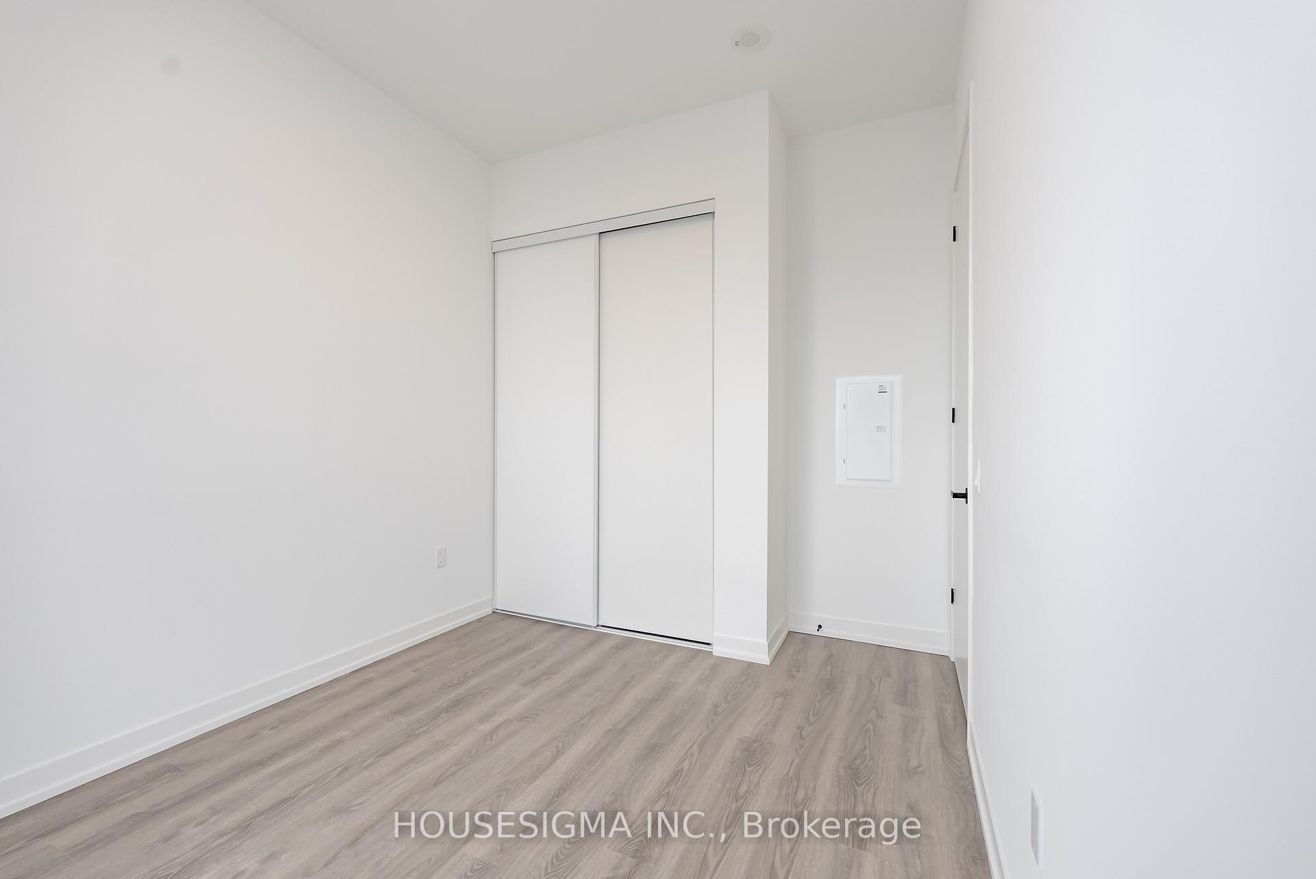 Photo 16 of Unit 605, 8 Interchange Way, Vaughan, Vaughan Corporate Centre — HOMEH