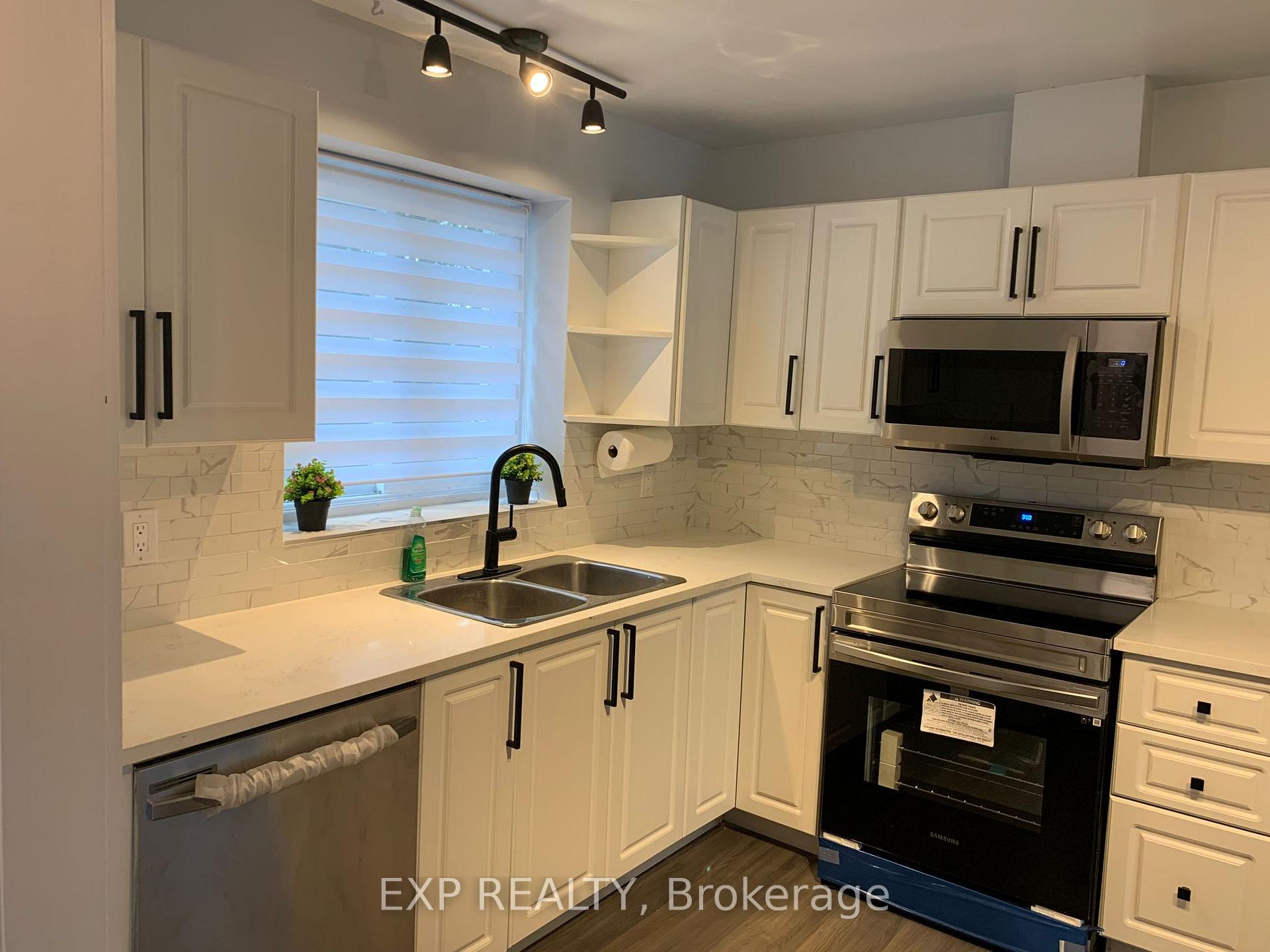 Photo 4 of Unit 51, 82 Barrow Crescent, Ottawa, Kanata - Katimavik — HOMEH