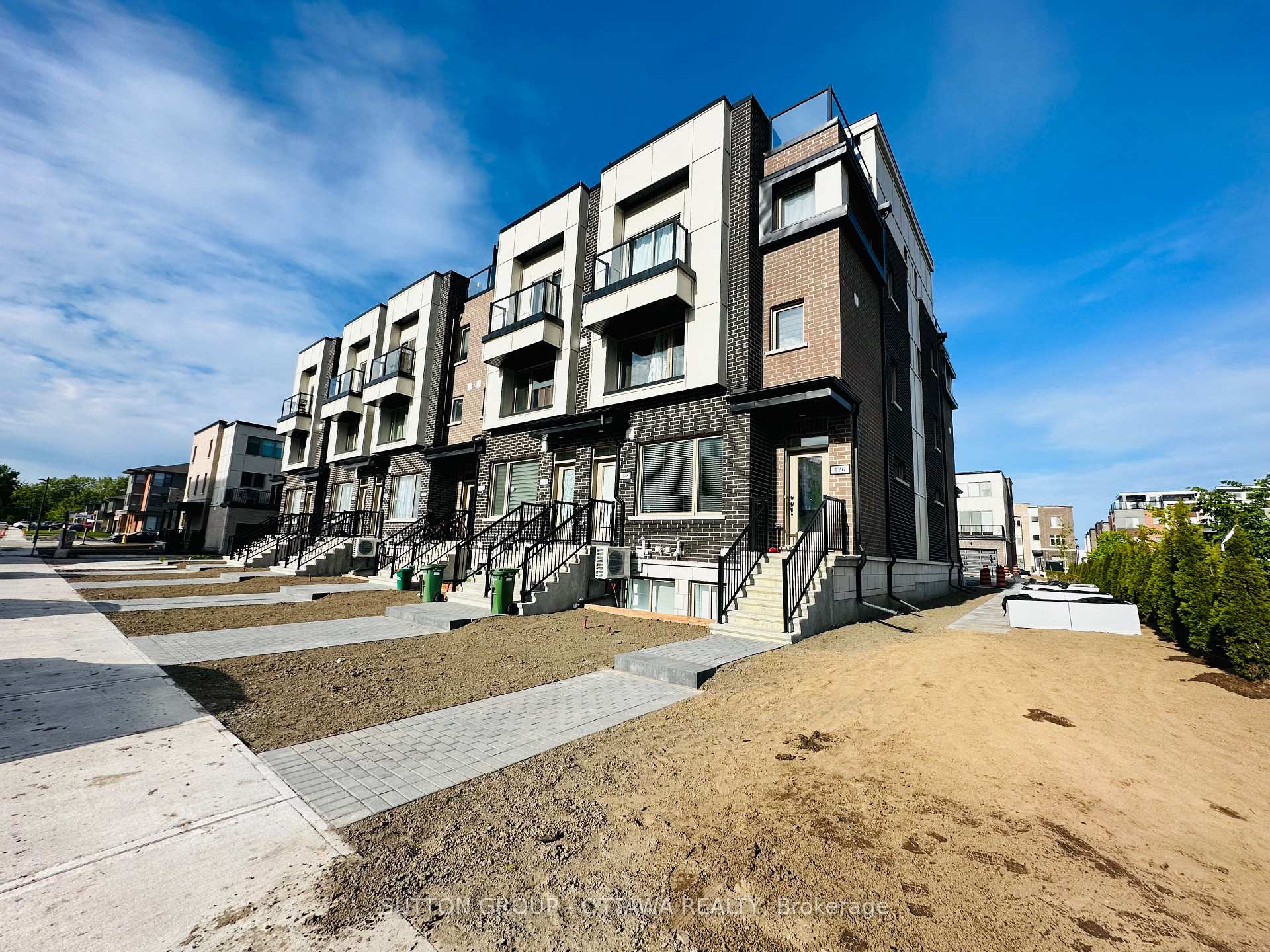 Photo 1 of 126 Michael Stoqua Street, Ottawa, CFB Rockcliffe and Area — HOMEH
