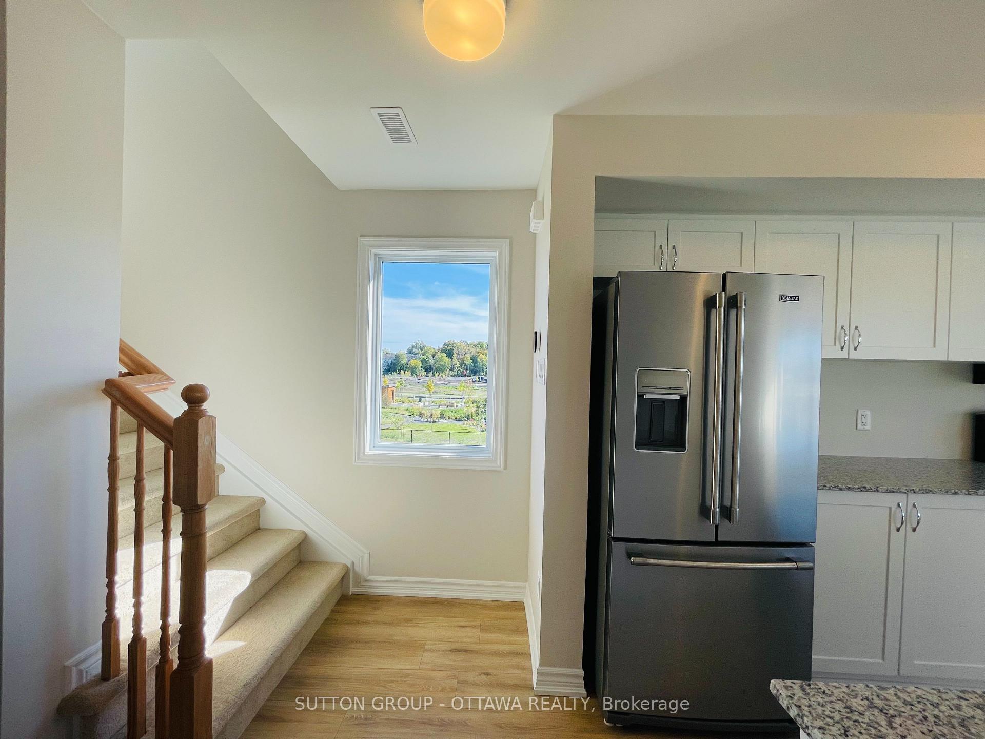 Photo 6 of 126 Michael Stoqua Street, Ottawa, CFB Rockcliffe and Area — HOMEH