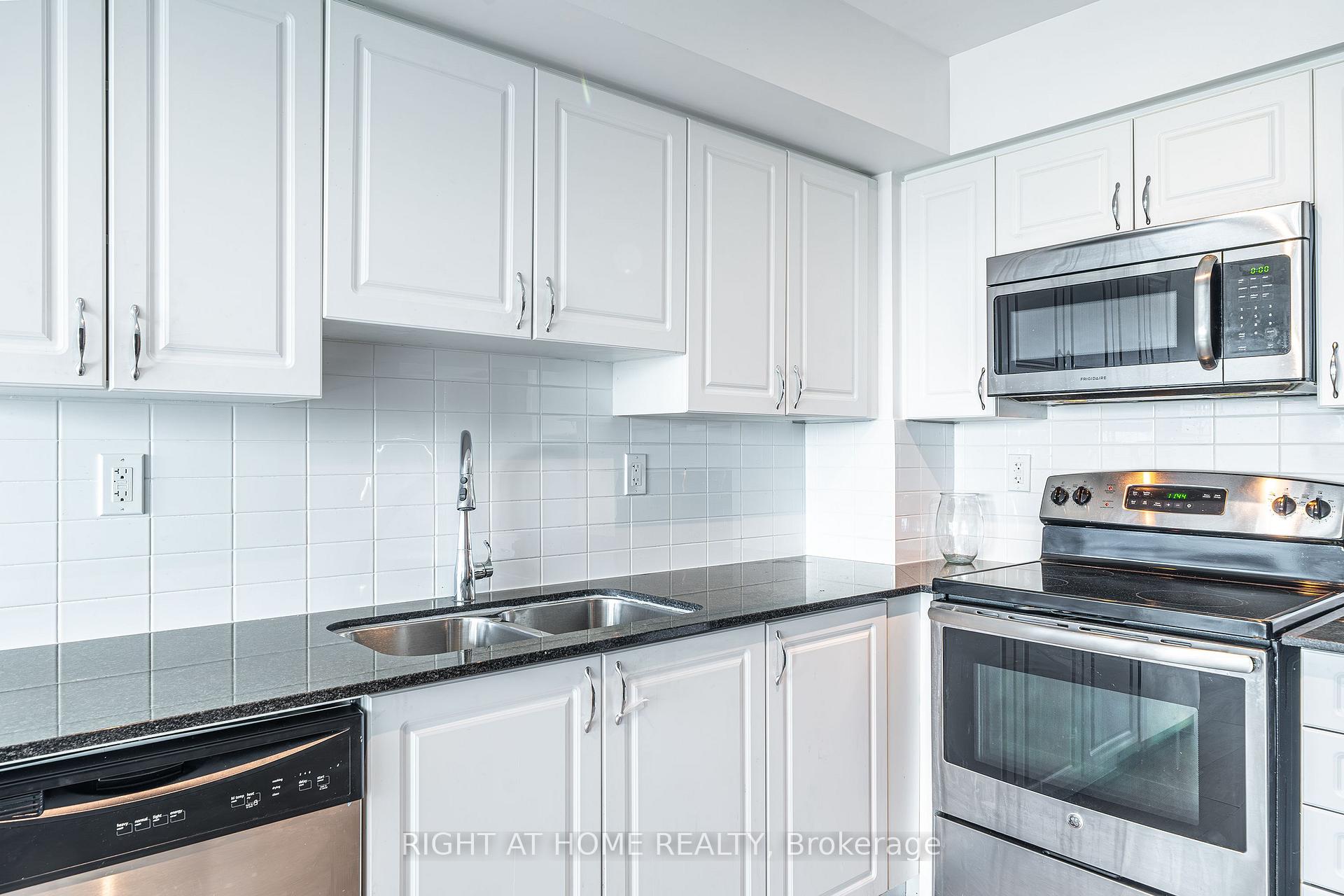 Photo 11 of Unit 708, 1215 Bayly Street, Pickering, Bay Ridges — HOMEH