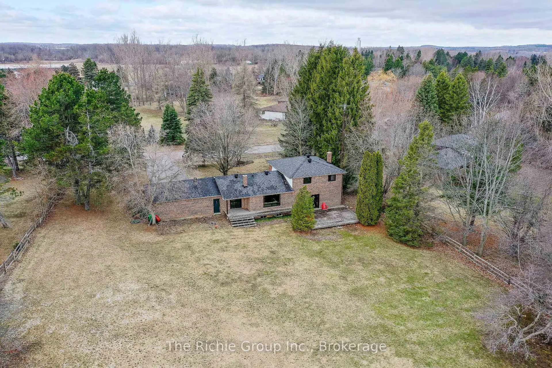 Photo 5 of 9 Mill View Court, Caledon, Mono Mills — HOMEH