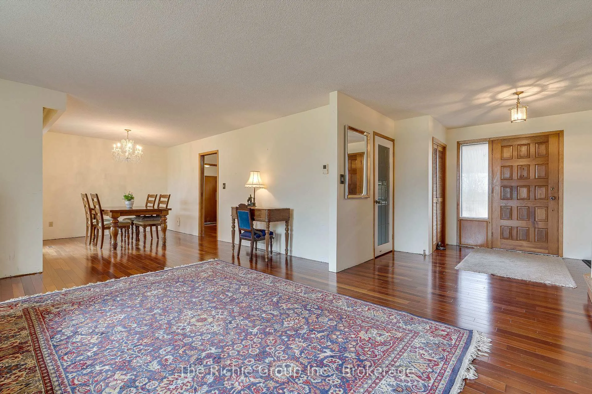 Photo 8 of 9 Mill View Court, Caledon, Mono Mills — HOMEH