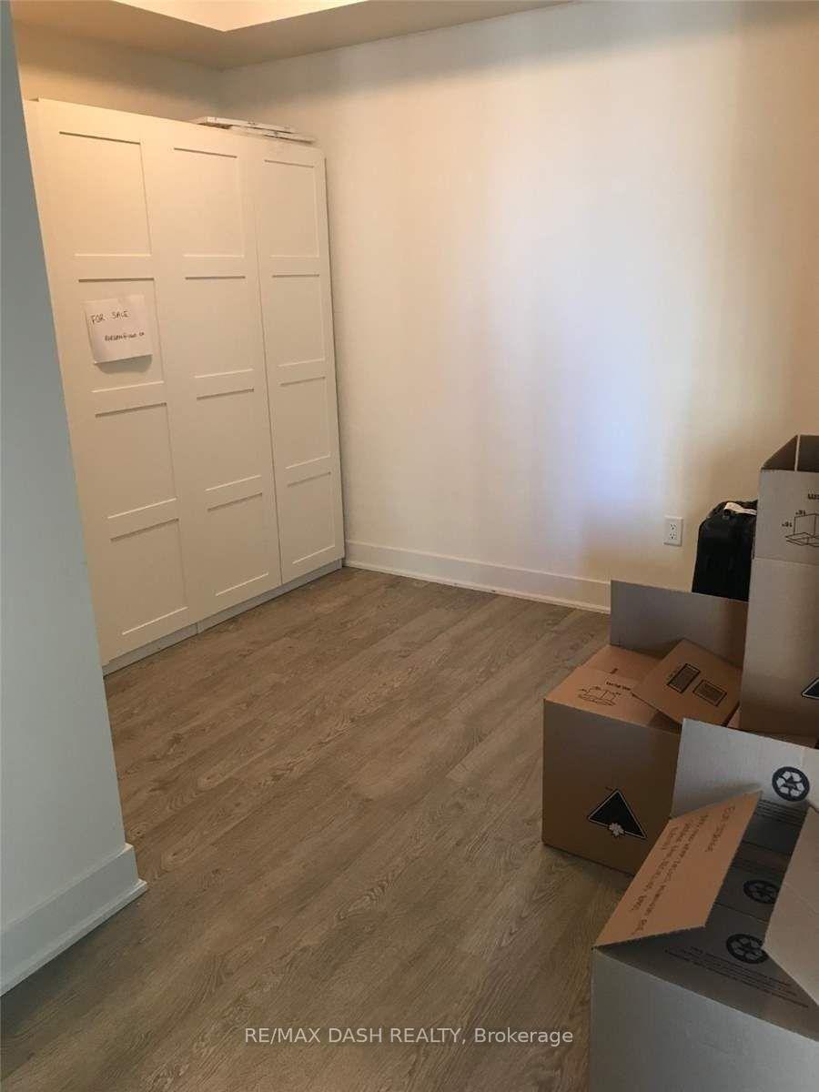 Photo 12 of Unit 1609, 30 Roehampton Avenue, Toronto, Mount Pleasant West — HOMEH