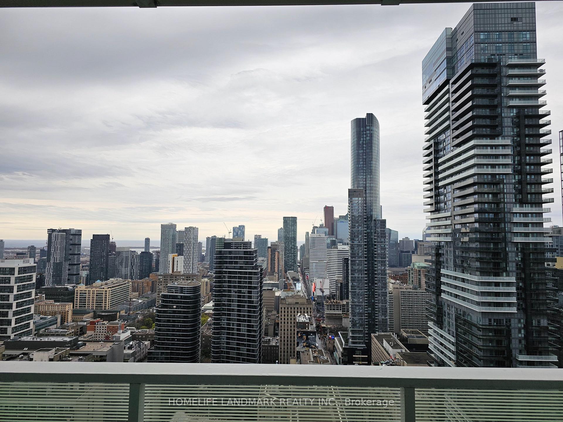 Front of Unit 4010, 501 Yonge Street