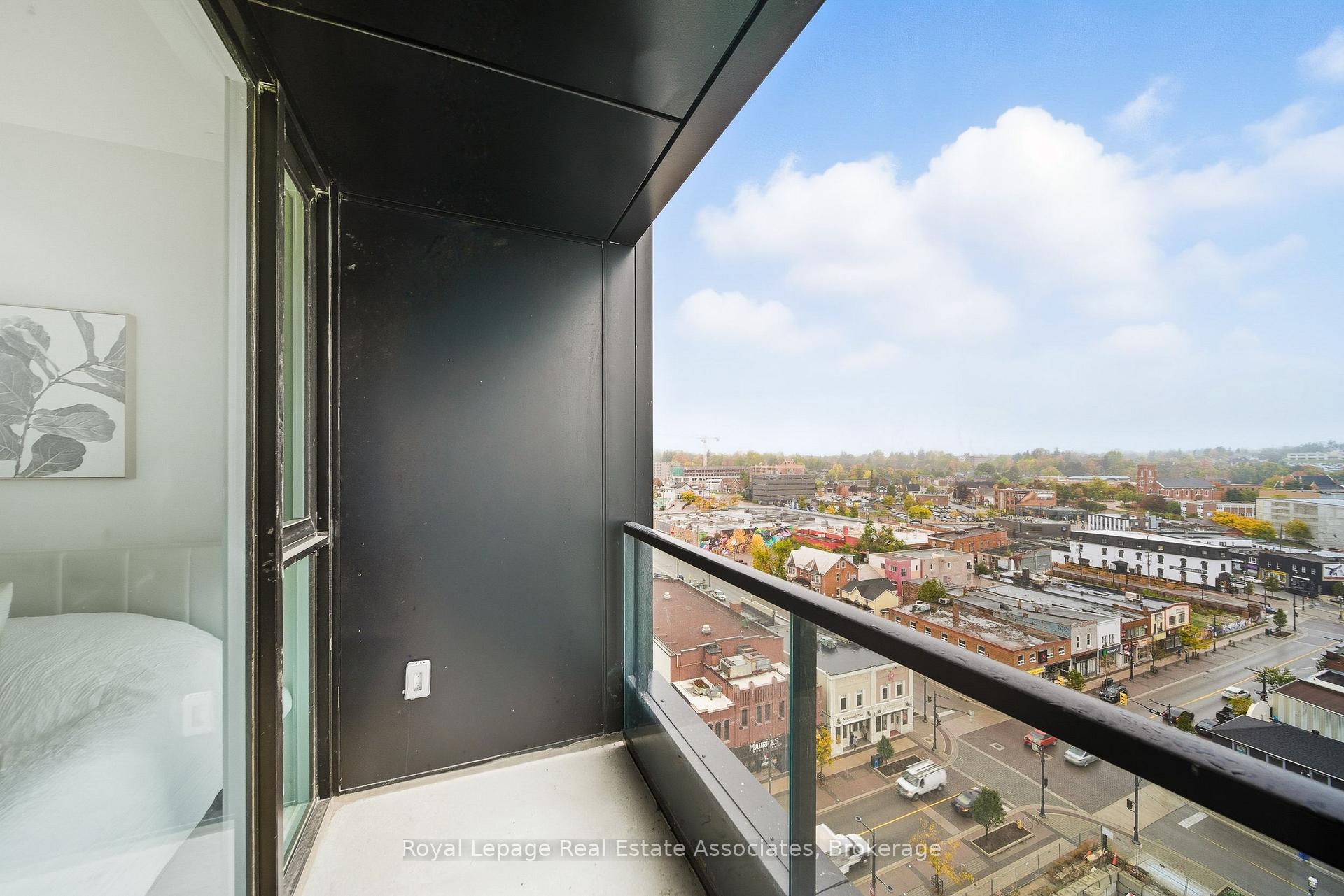 Photo 20 of Unit 1005, 39 Mary Street, Barrie, City Centre — HOMEH