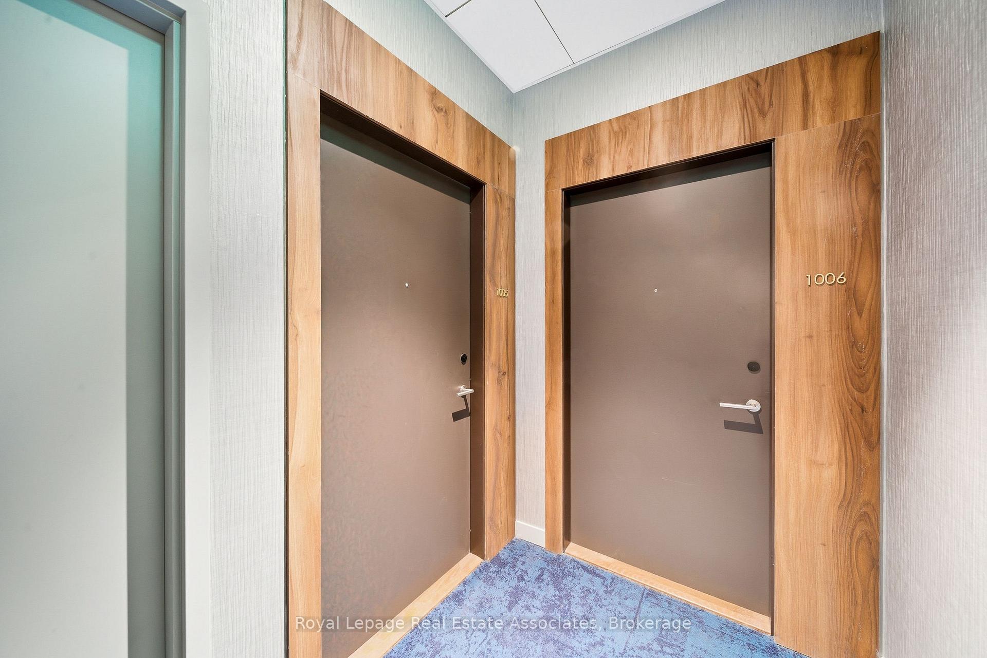 Photo 22 of Unit 1005, 39 Mary Street, Barrie, City Centre — HOMEH