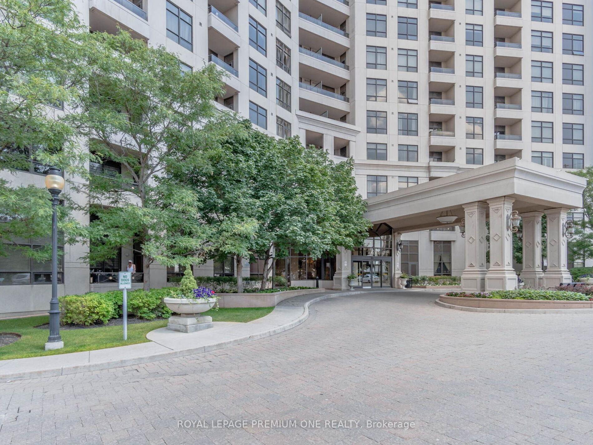 Photo 3 of Unit 815, 9225 Jane Street, Vaughan, Maple — HOMEH