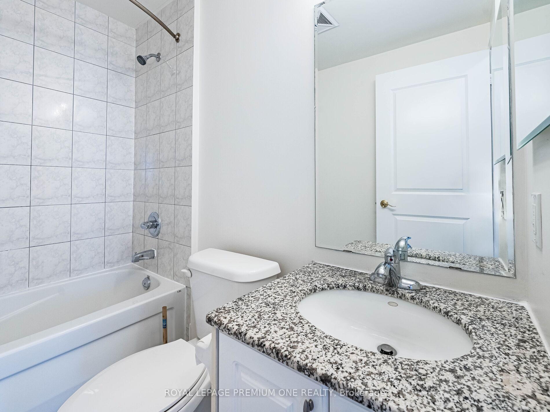 Photo 29 of Unit 815, 9225 Jane Street, Vaughan, Maple — HOMEH
