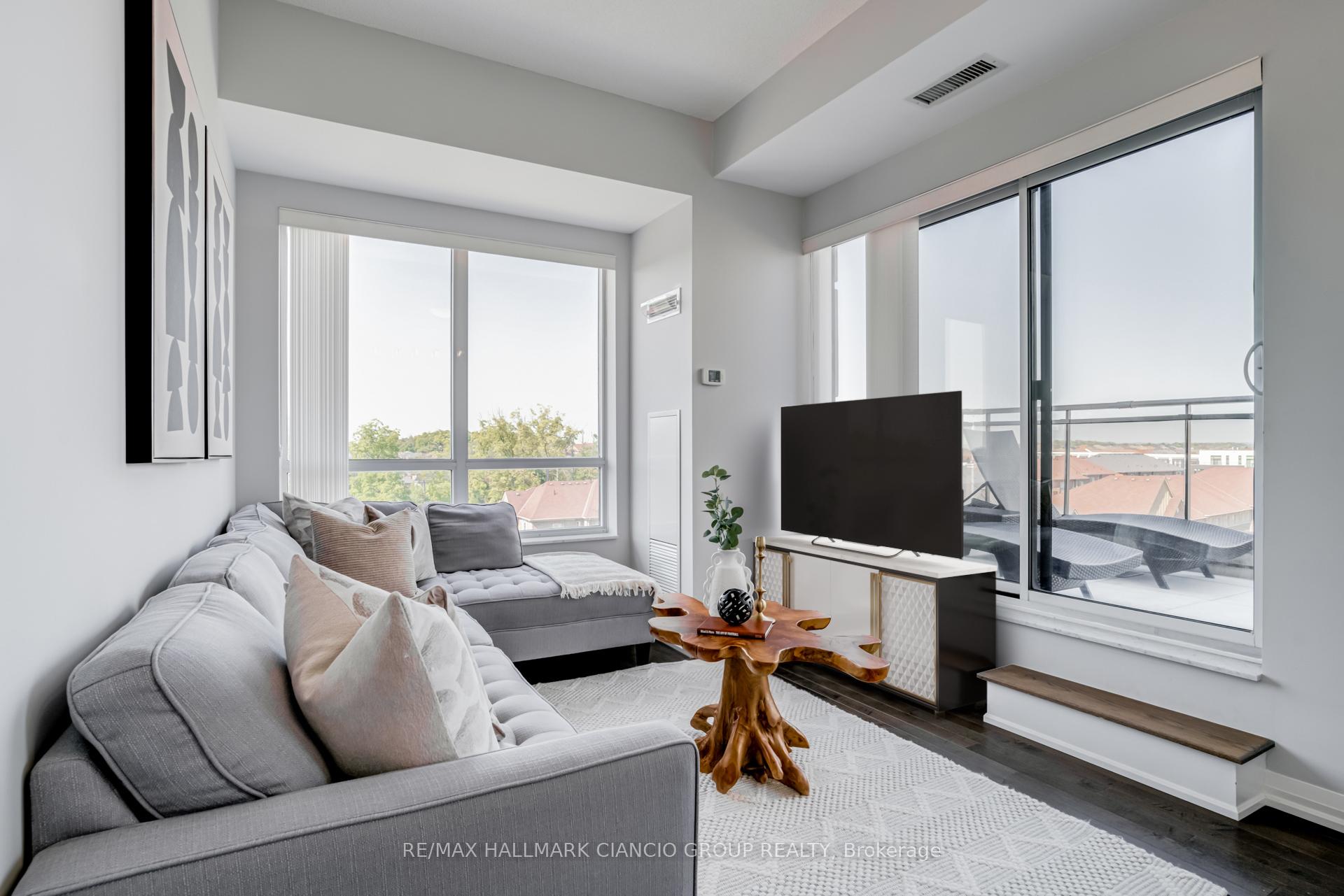 Photo 5 of Unit 718, 9506 Markham Road, Markham, Wismer — HOMEH